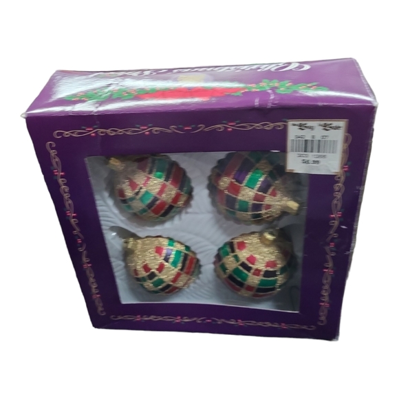 Vintage Christmas Street Hand Decorated Glass Ornaments - Picture 3 of 7